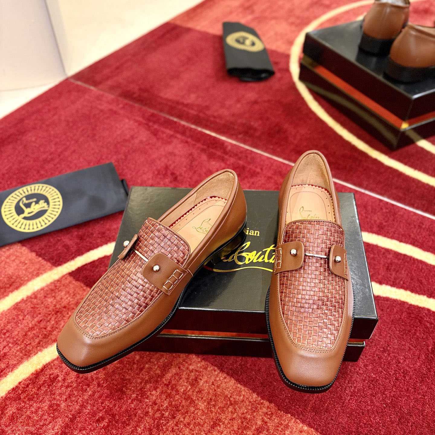 Christian Louboutin Chambelimoc Woven Leather Boat Shoes - DesignerGu