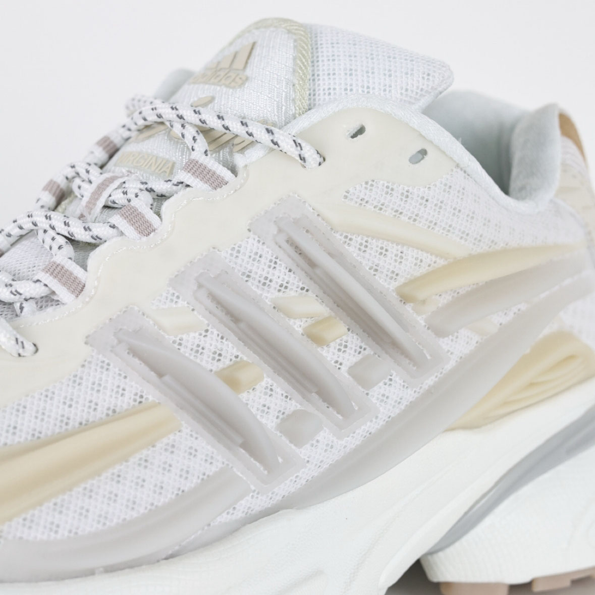  AD × VIRGINIA Adistar Jellyfish Triple White  - DesignerGu