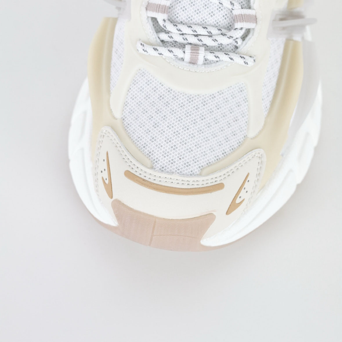  AD × VIRGINIA Adistar Jellyfish Triple White  - DesignerGu
