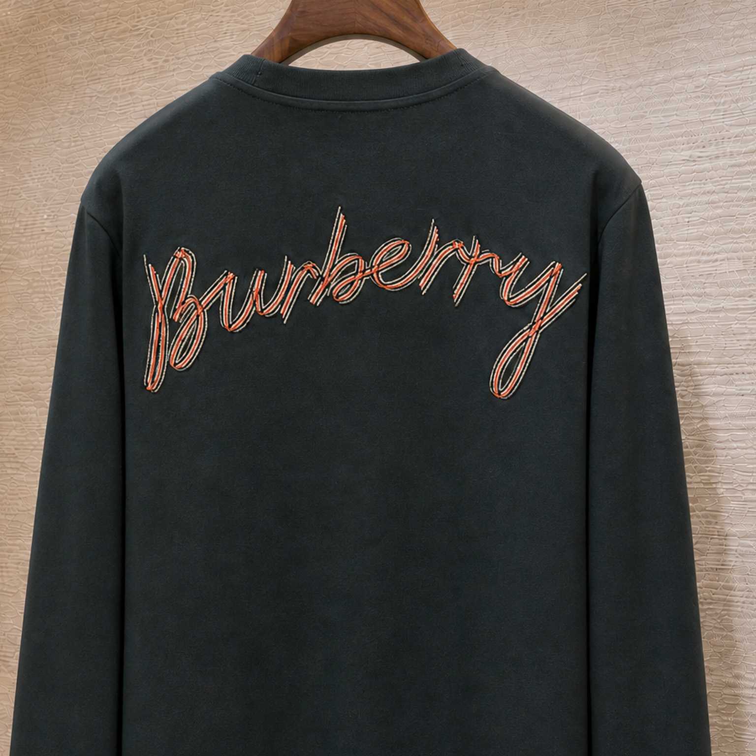 Burberry Long-sleeve Logo Cotton T-shirt - DesignerGu