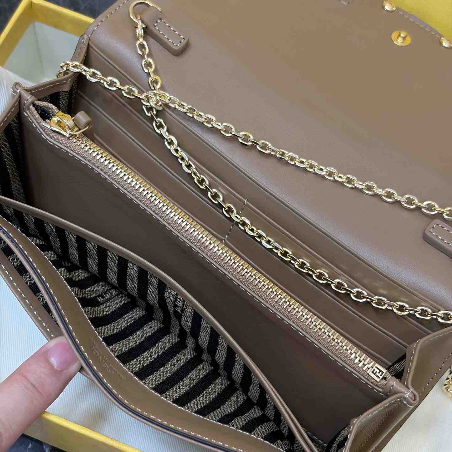 Fendi FF Print Wallet - DesignerGu