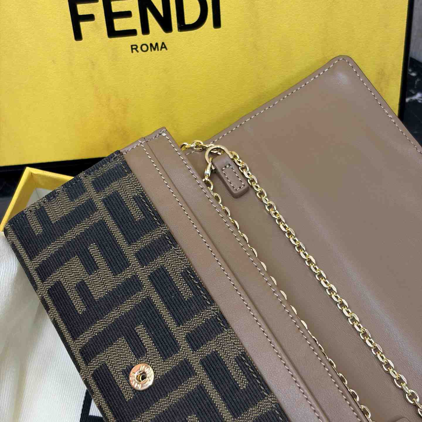 Fendi FF Print Wallet - DesignerGu