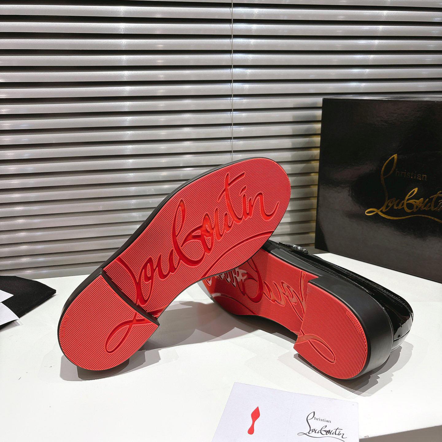 Christian Louboutin Urban Moc Lug  Leather  Loafers - DesignerGu