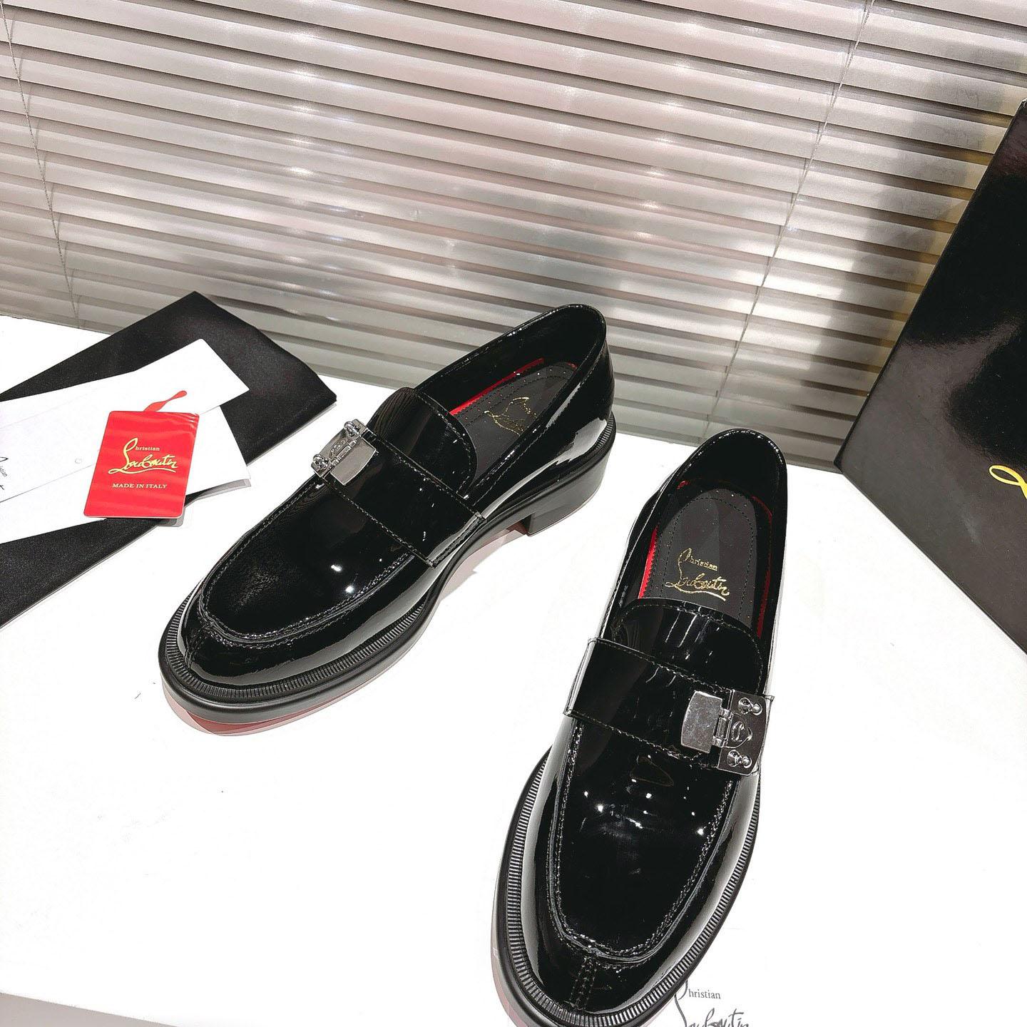 Christian Louboutin Urban Moc Lug  Leather  Loafers - DesignerGu