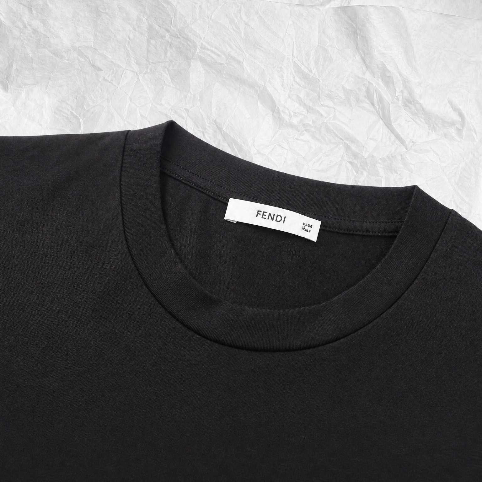 Fendi  Black Cotton T-shirt - DesignerGu