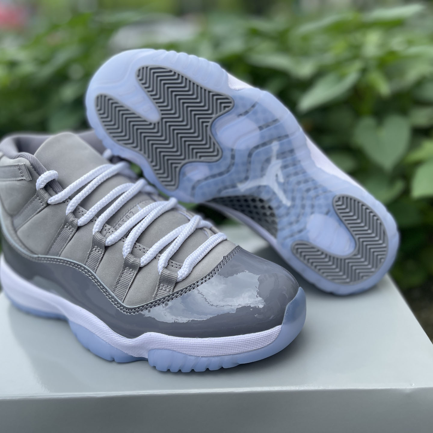 Jordan Air Jordan 11 Retro Cool Grey Sneakers CT8012-005  - DesignerGu