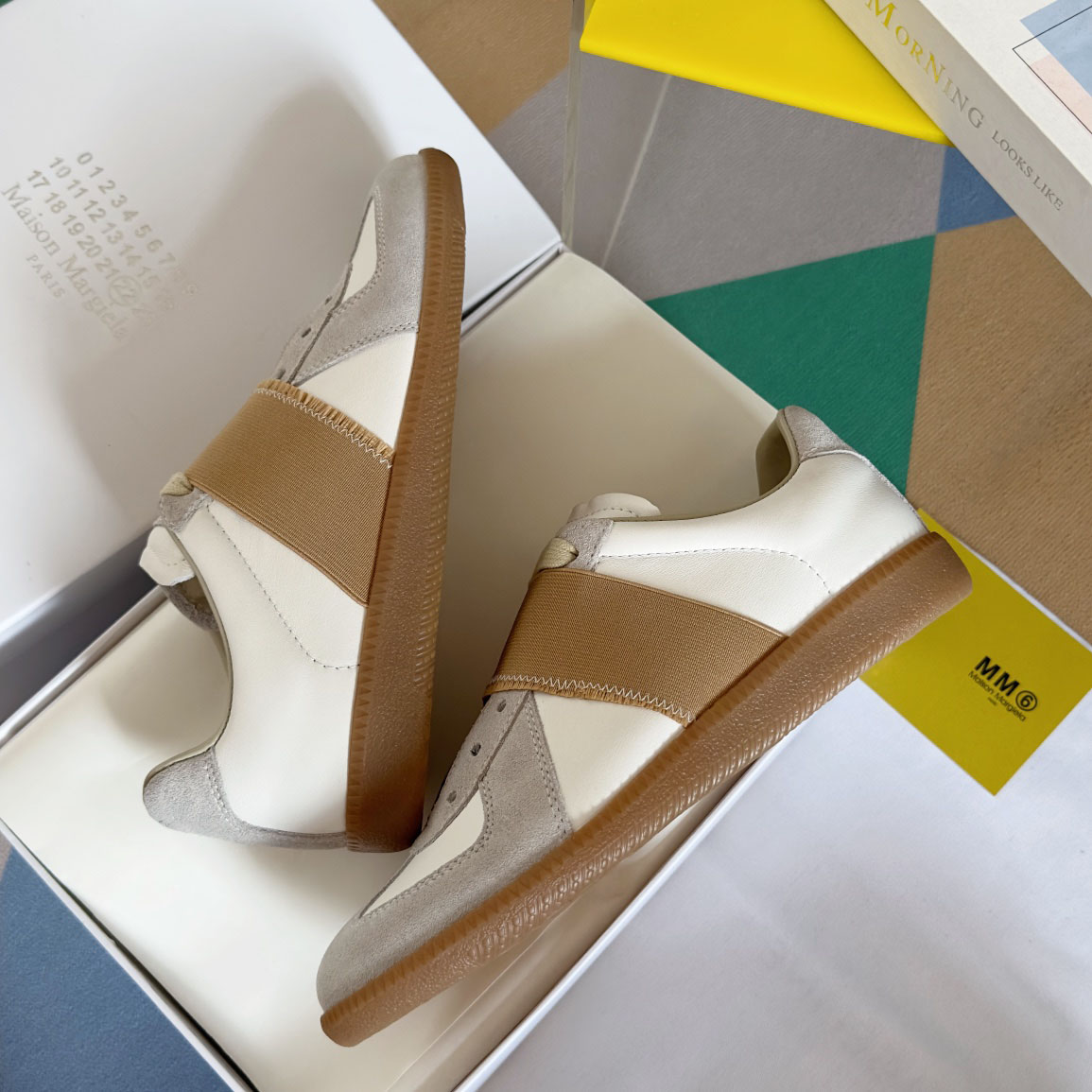Maison Margiela Wmns Replica Elastic Band Sneaker 'White' - DesignerGu