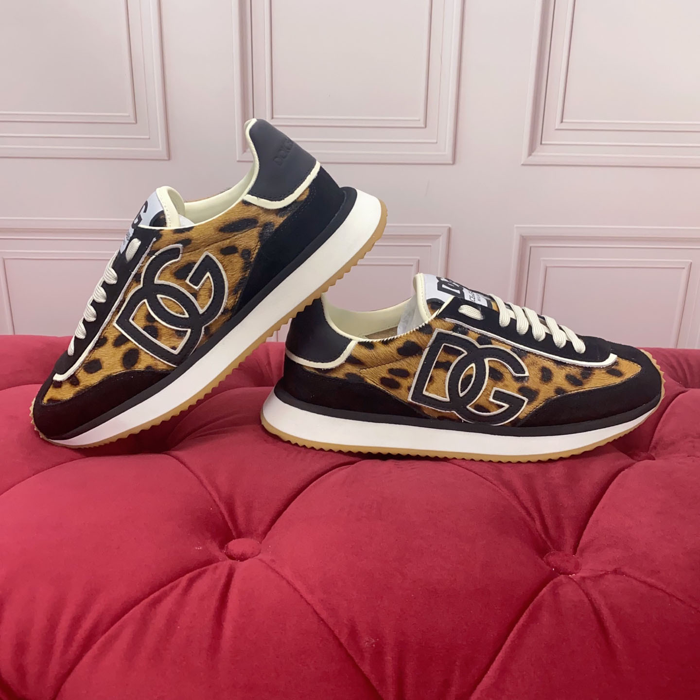 Dolce & Gabbana Leopard-Print Sneakers - DesignerGu