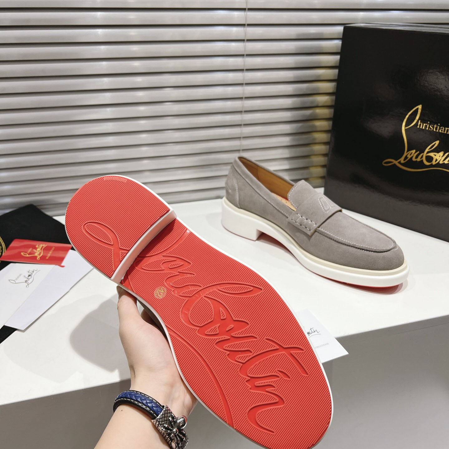 Christian Louboutin Urbino Moc  Leather  Loafers - DesignerGu