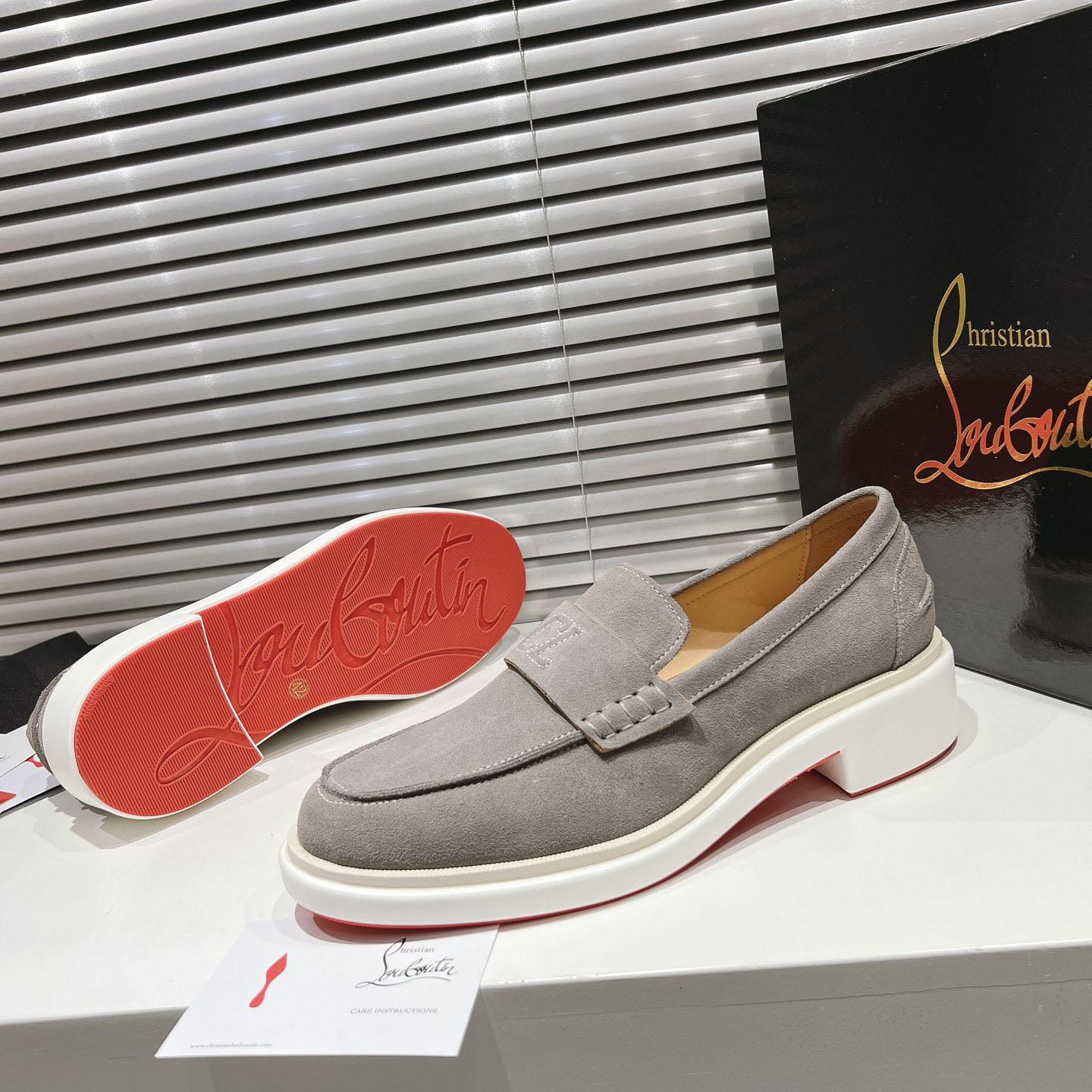 Christian Louboutin Urbino Moc  Leather  Loafers - DesignerGu