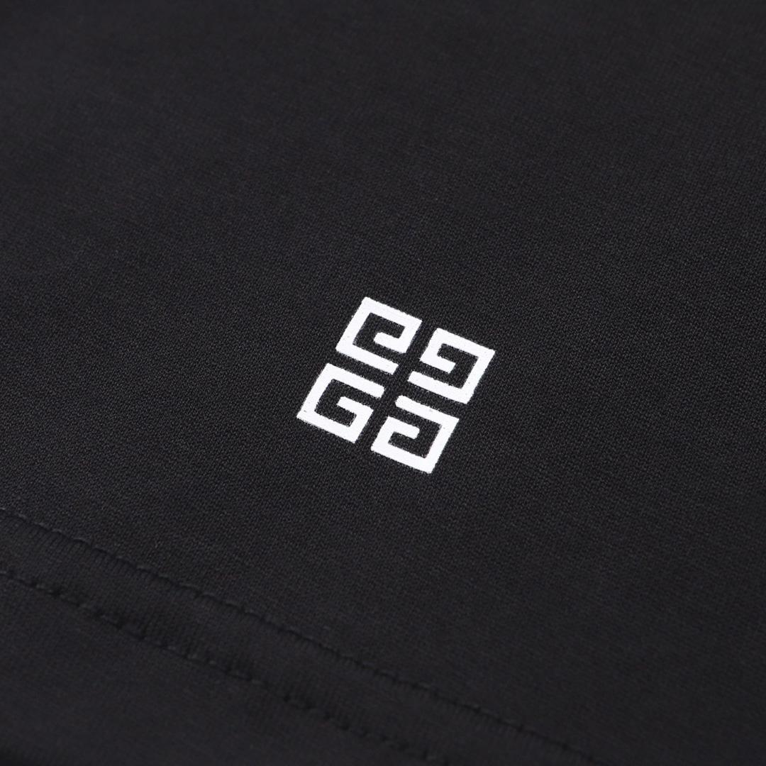 Givenchy Reverse  T-Shirt  - DesignerGu