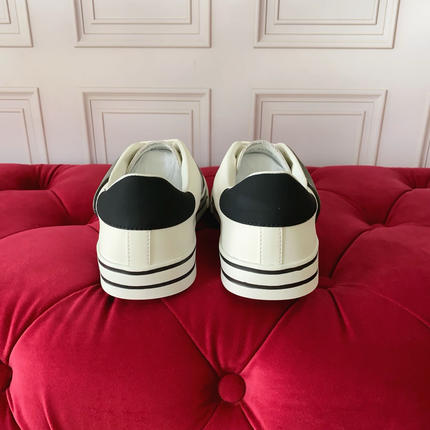 Dolce & Gabbana DG Sailing Leather Sneakers - DesignerGu