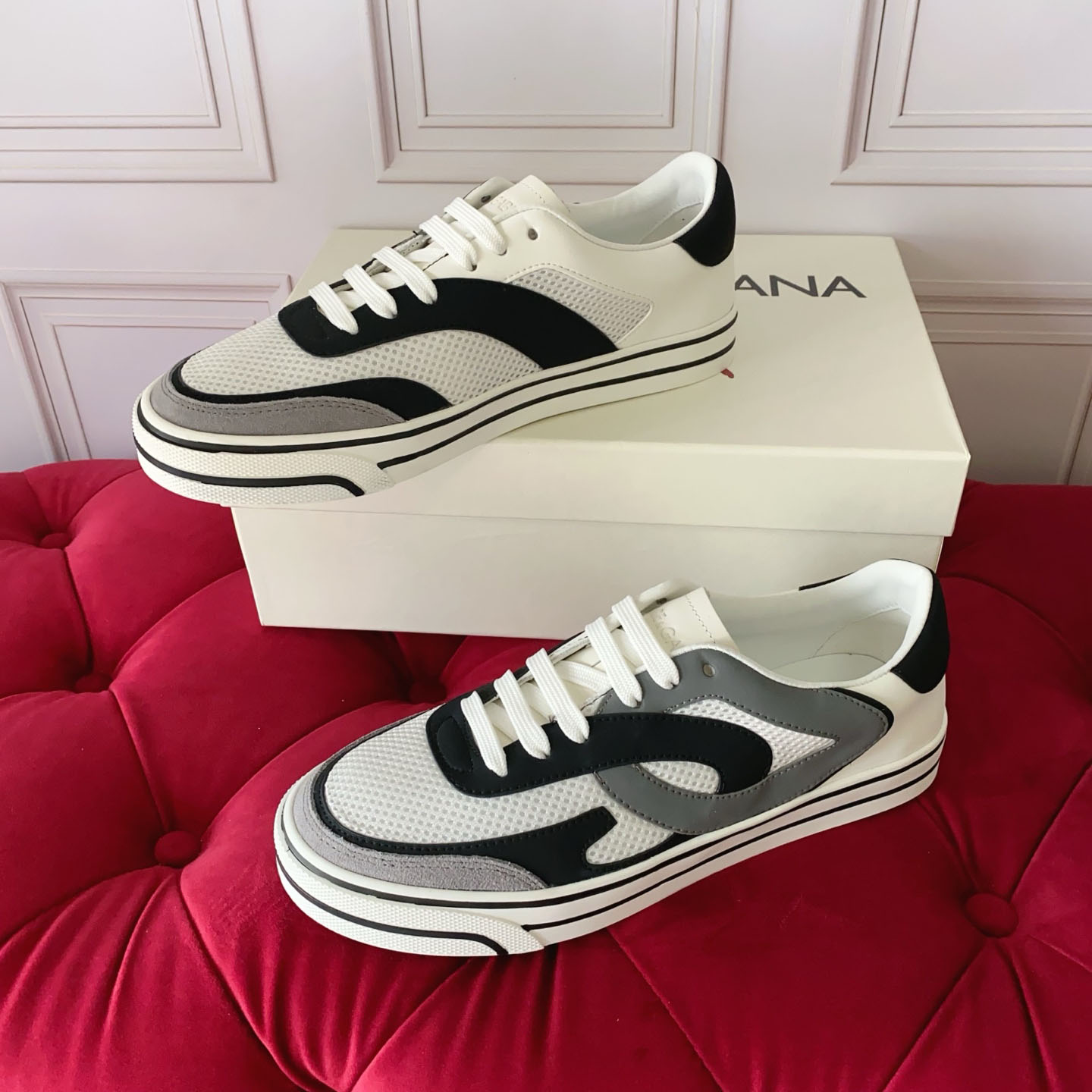 Dolce & Gabbana DG Sailing Leather Sneakers - DesignerGu