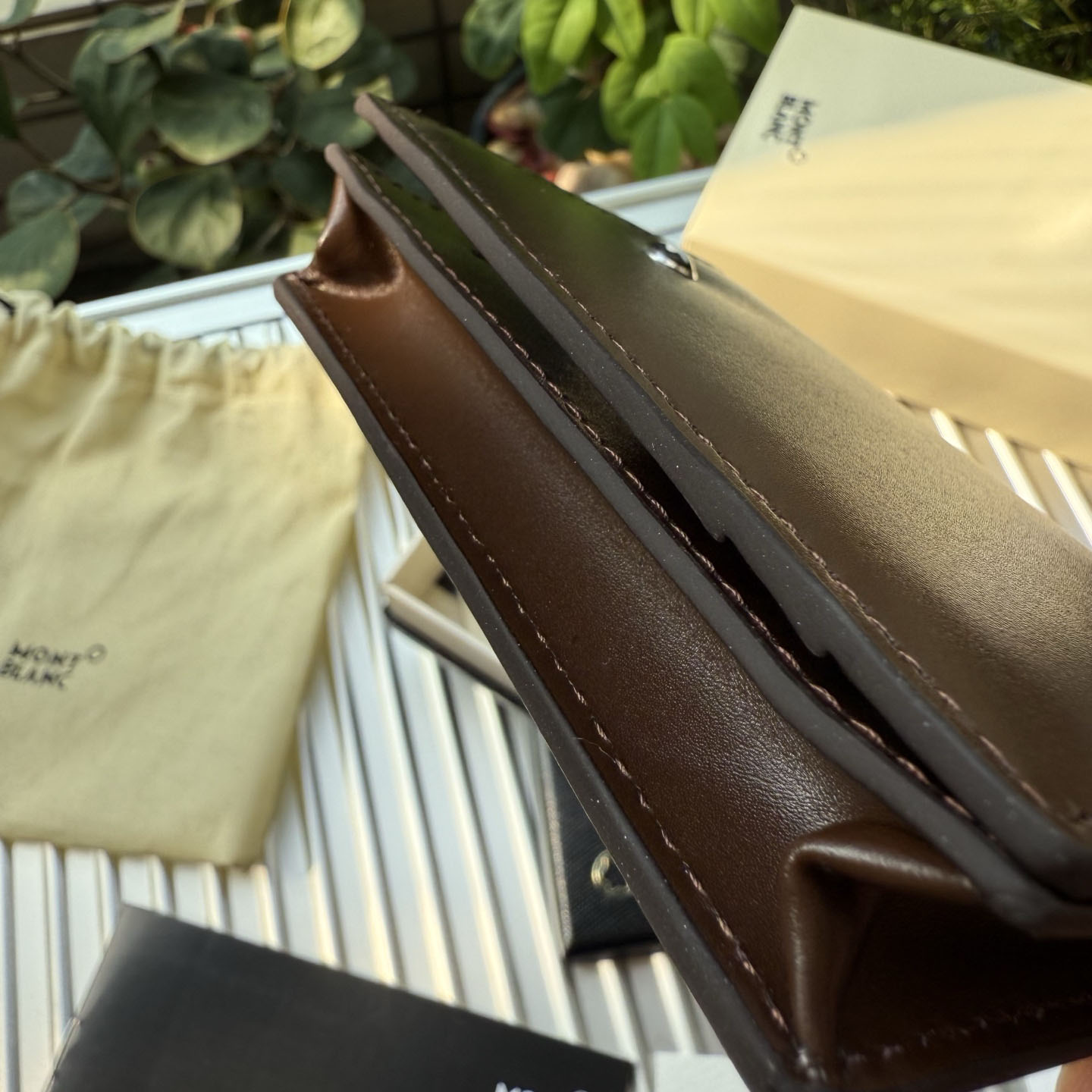 Montblanc Meisterstück Leather 4CC Bifold Cardholder - DesignerGu
