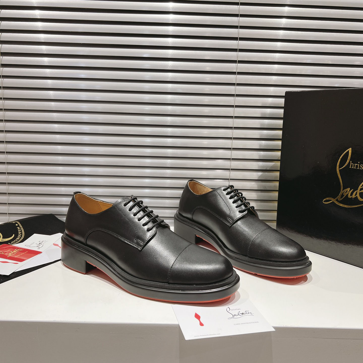 Christian Louboutin Urbino Leather Derby Shoes - DesignerGu
