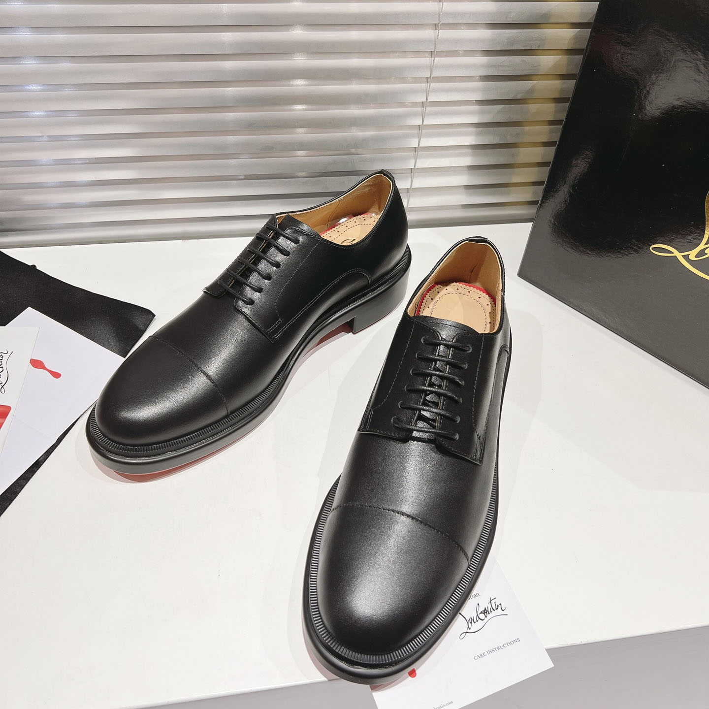 Christian Louboutin Urbino Leather Derby Shoes - DesignerGu