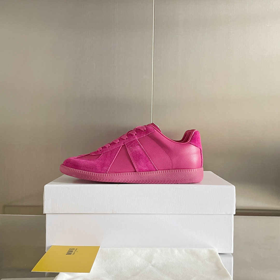 Maison Margiela Pink Replica Sneakers - DesignerGu