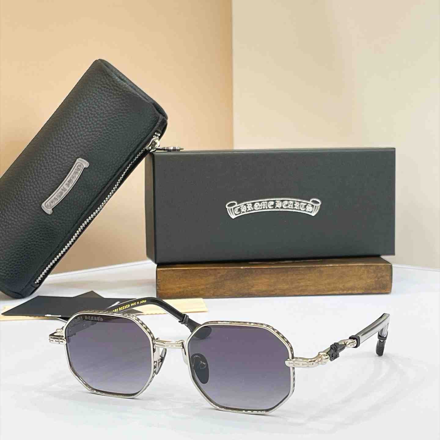 Chrome Hearts NIPSBKS Sunglasses - DesignerGu