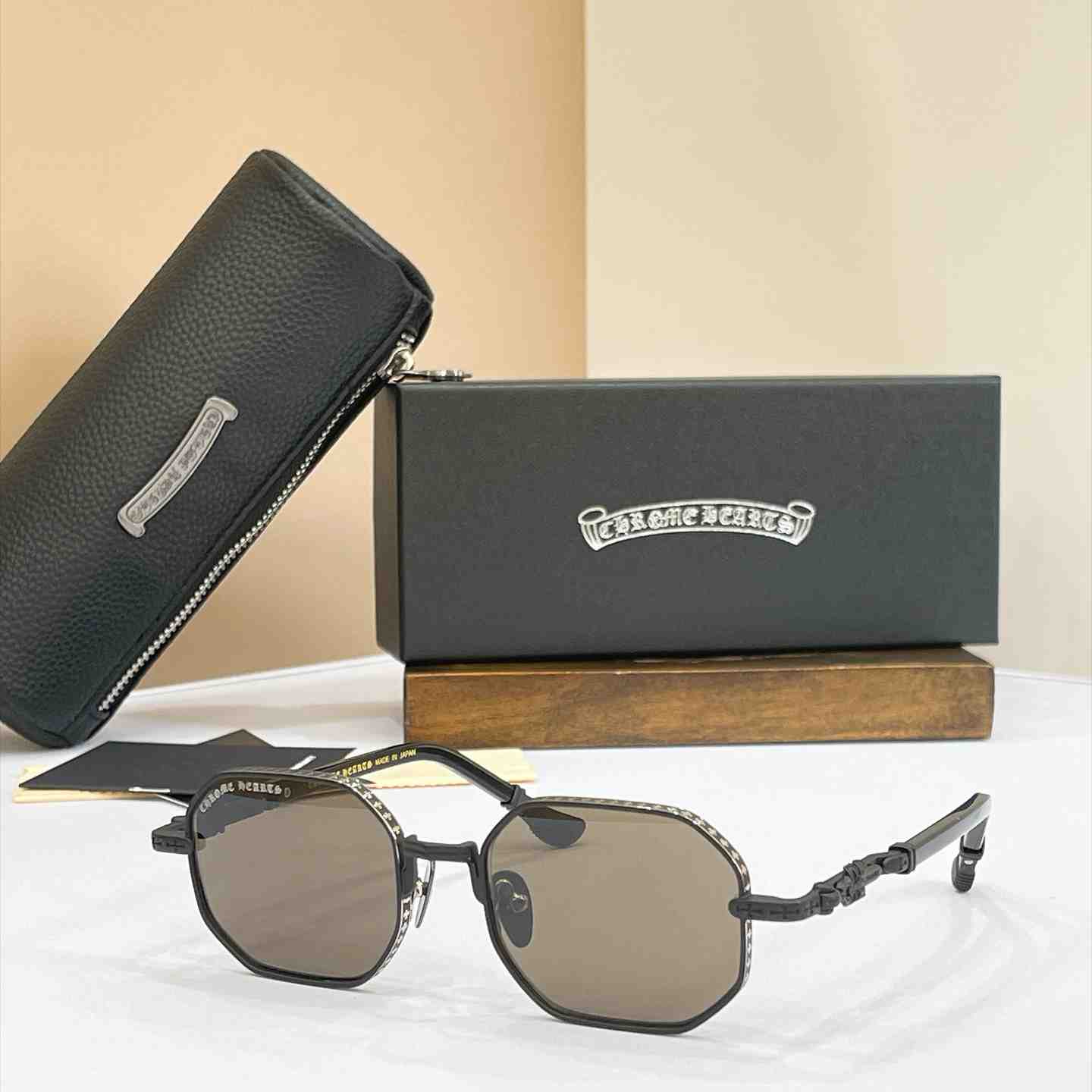 Chrome Hearts NIPSBKS Sunglasses - DesignerGu
