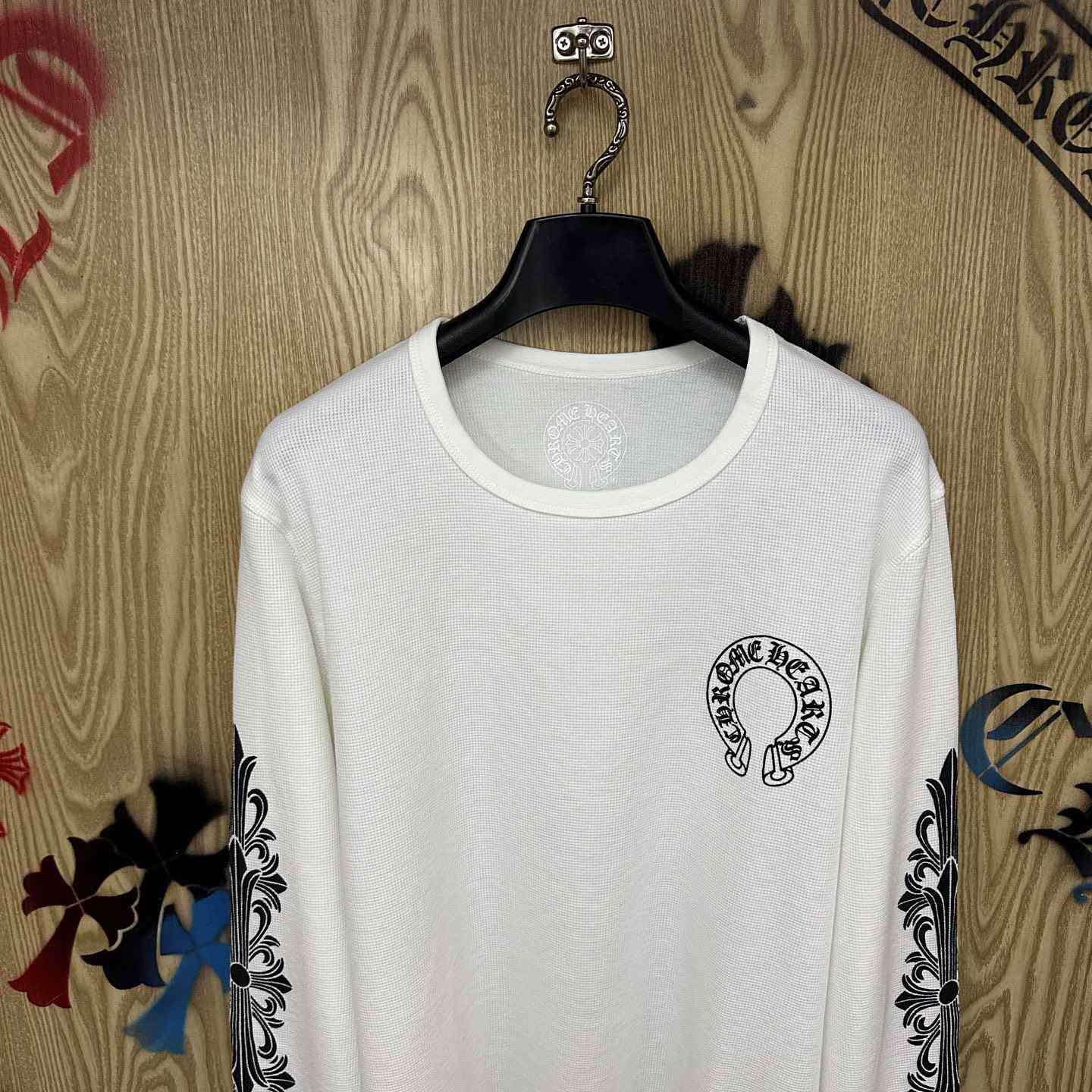 Chrome Hearts Horseshoe Logo Long Sleeve T-Shirt - DesignerGu
