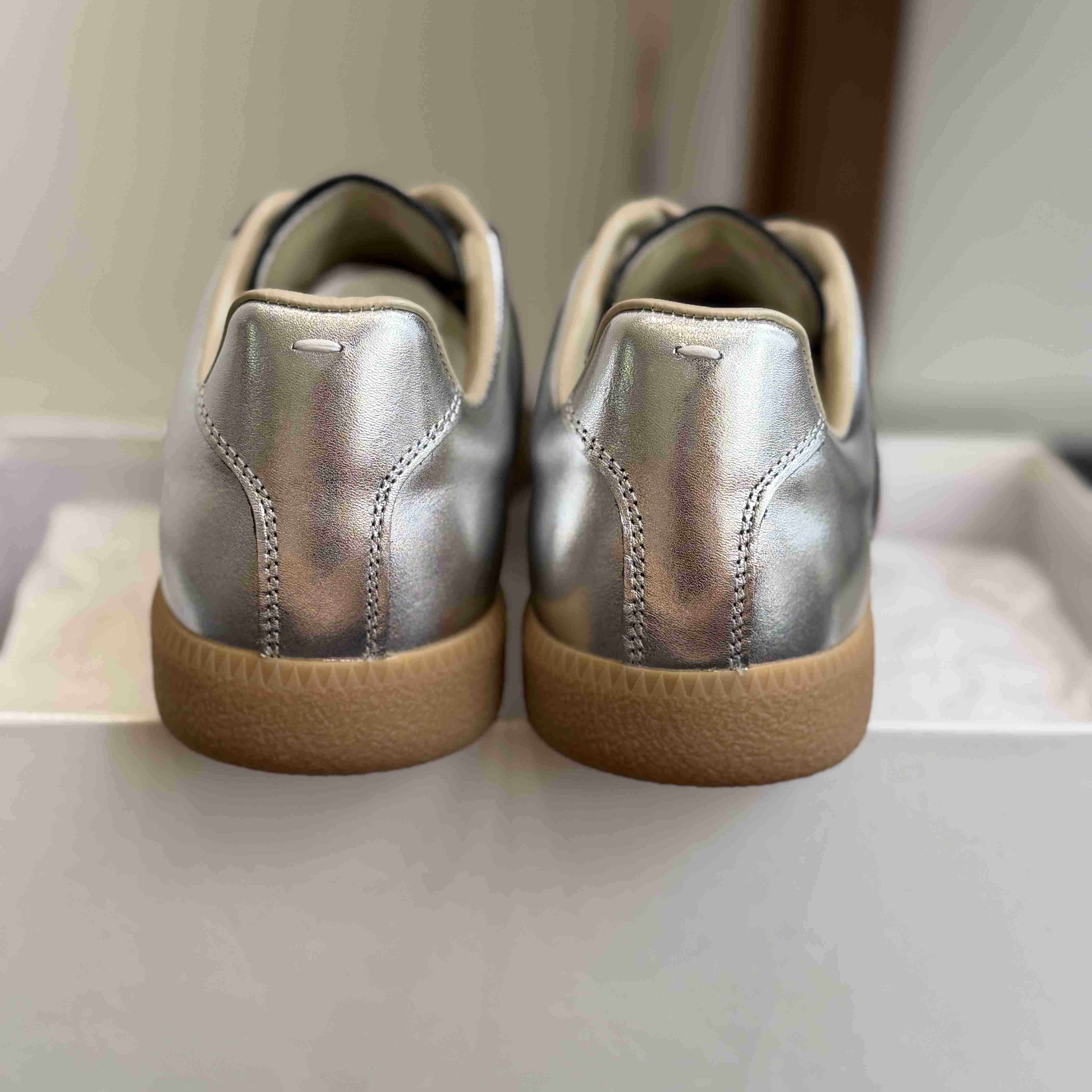 Maison Margiela Replica Metallic Leather Low-Top Sneakers - DesignerGu