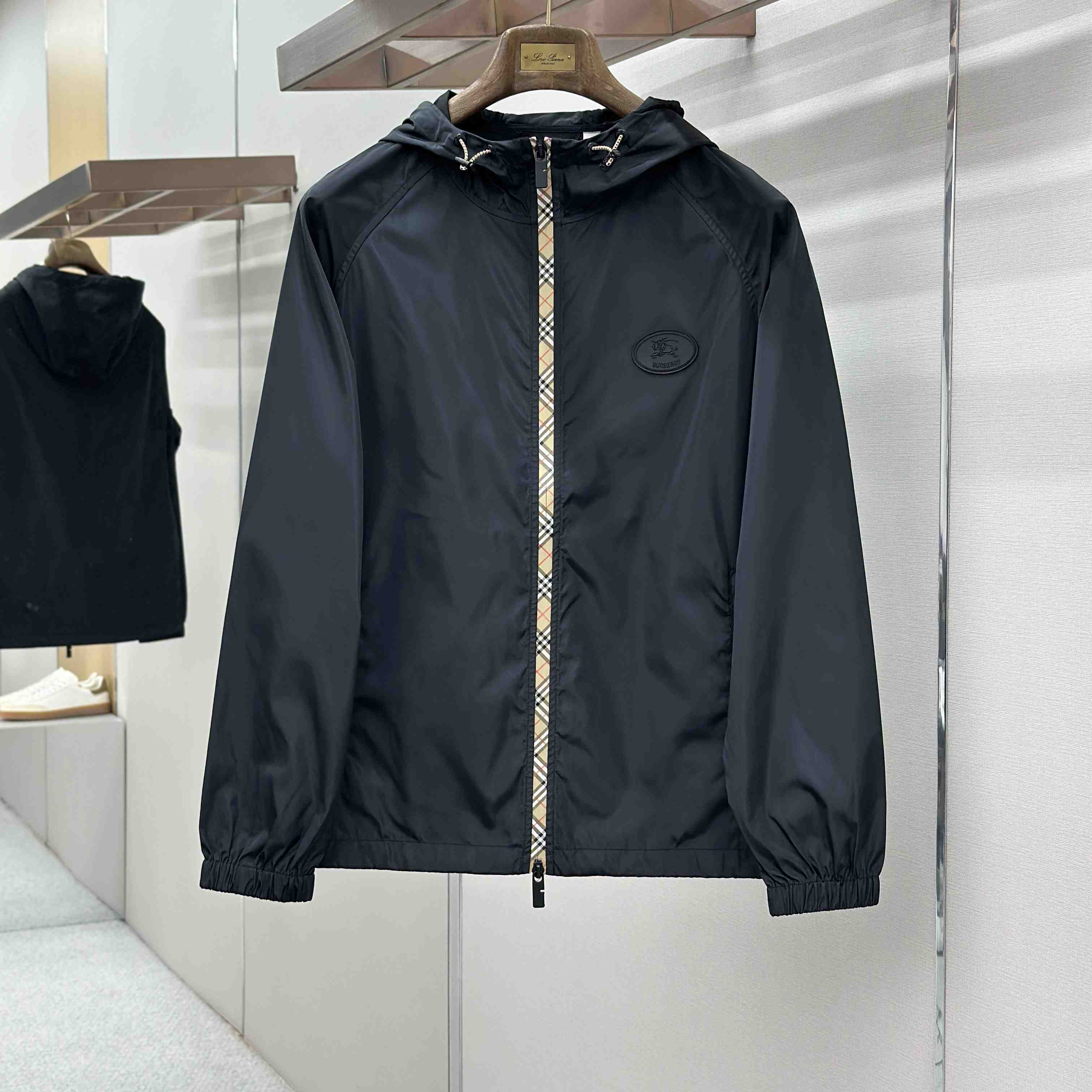 Burberry Nylon Clapton Hooded Jacket - DesignerGu