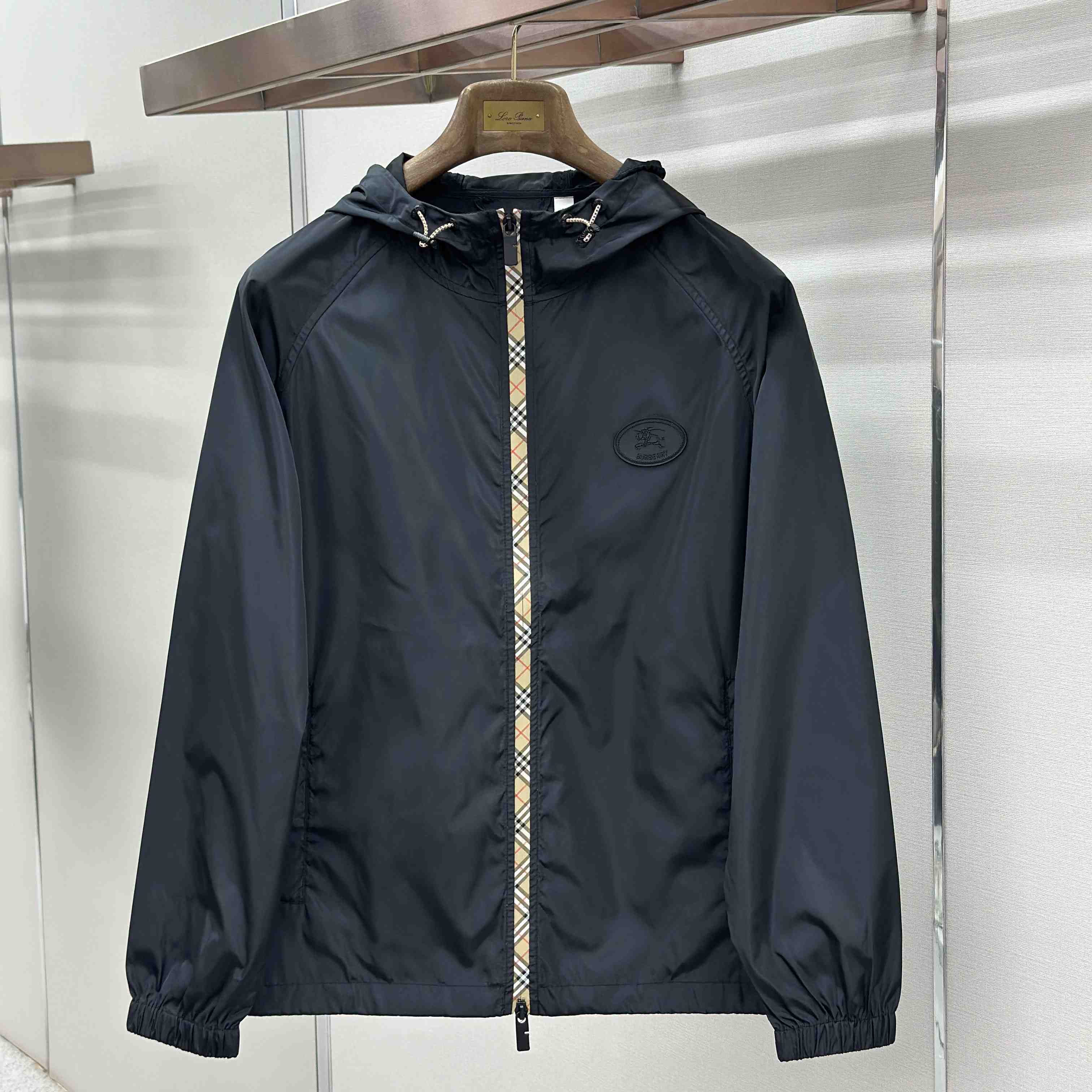 Burberry Nylon Clapton Hooded Jacket - DesignerGu