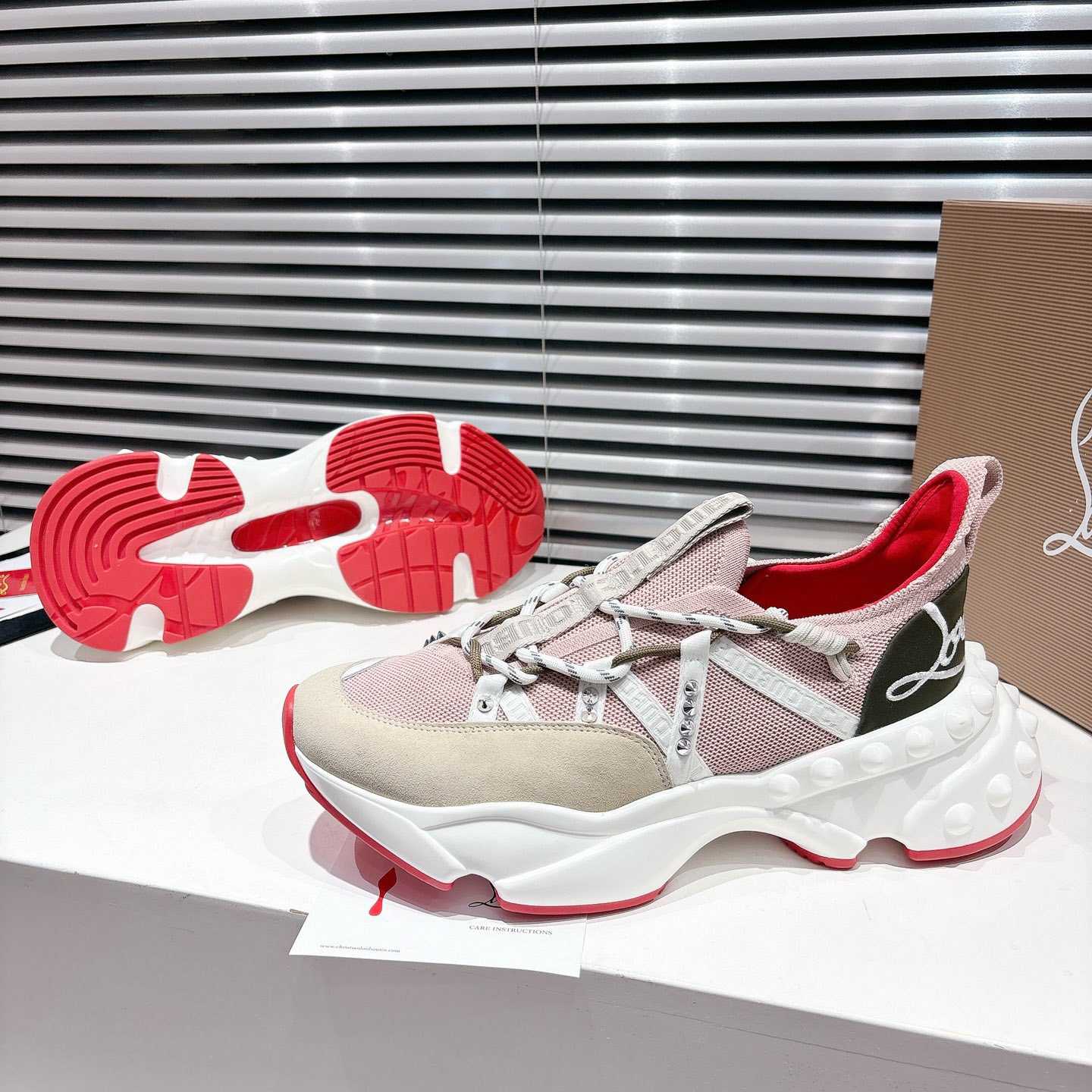 Christian Louboutin Trailnrun Sneakers - DesignerGu