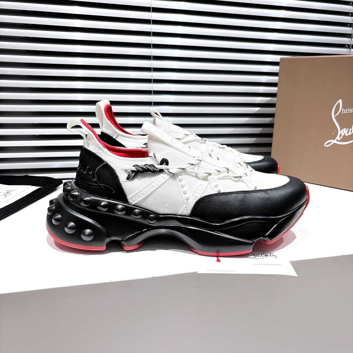 Christian Louboutin Trailnrun Sneakers - DesignerGu