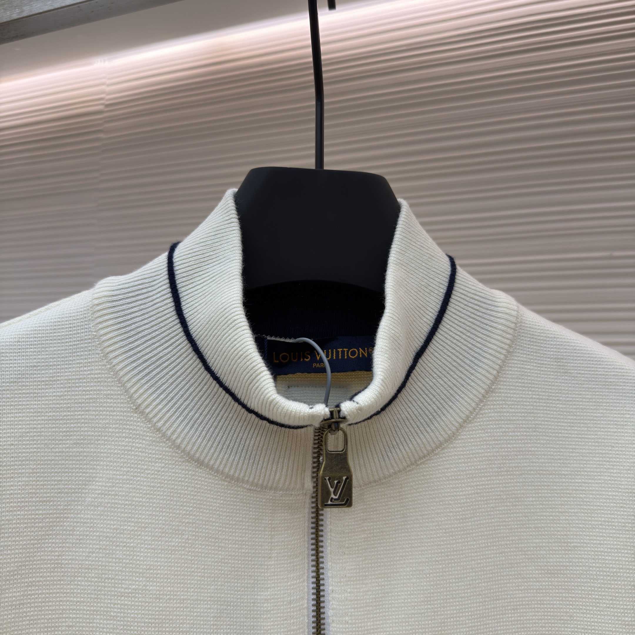 Louis Vuitton Hybrid Knit Track Top 1AK6YF - DesignerGu