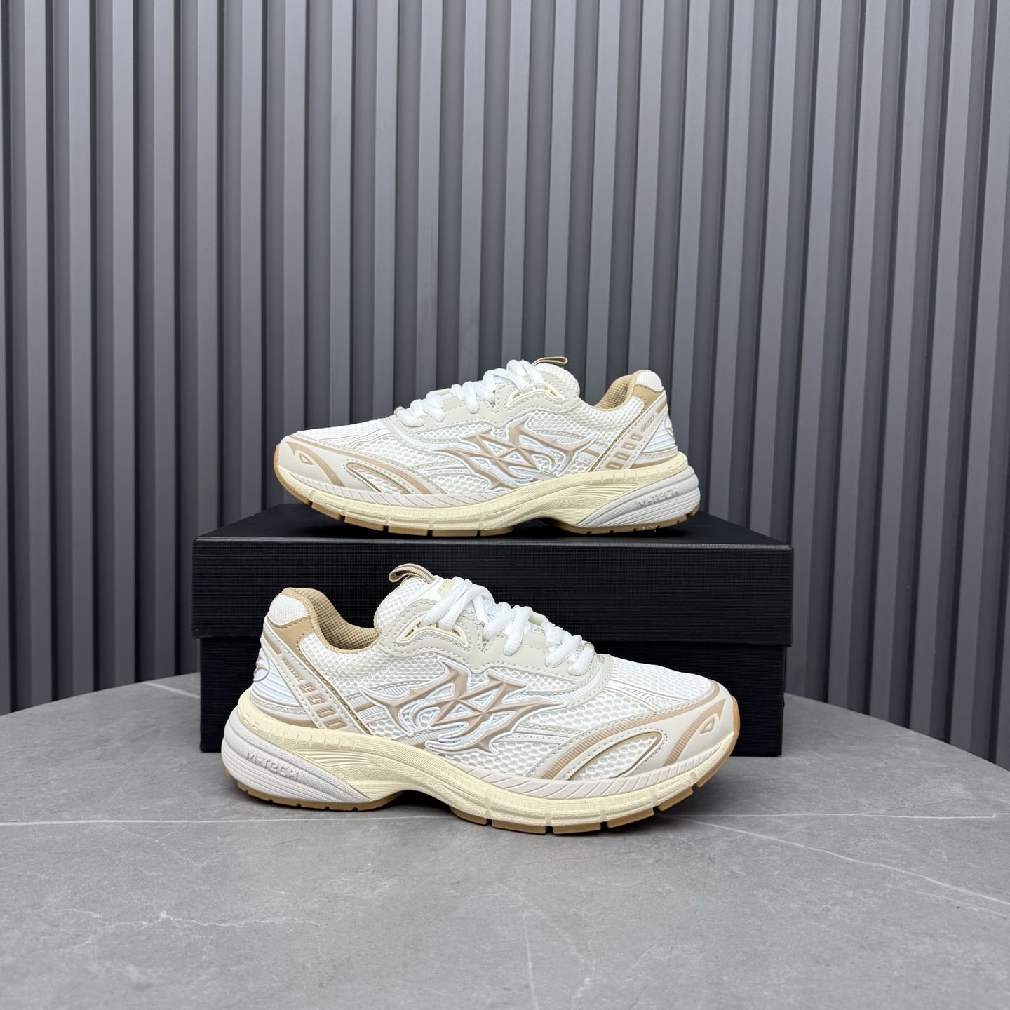 Amiri M-Tech Sneakers - DesignerGu