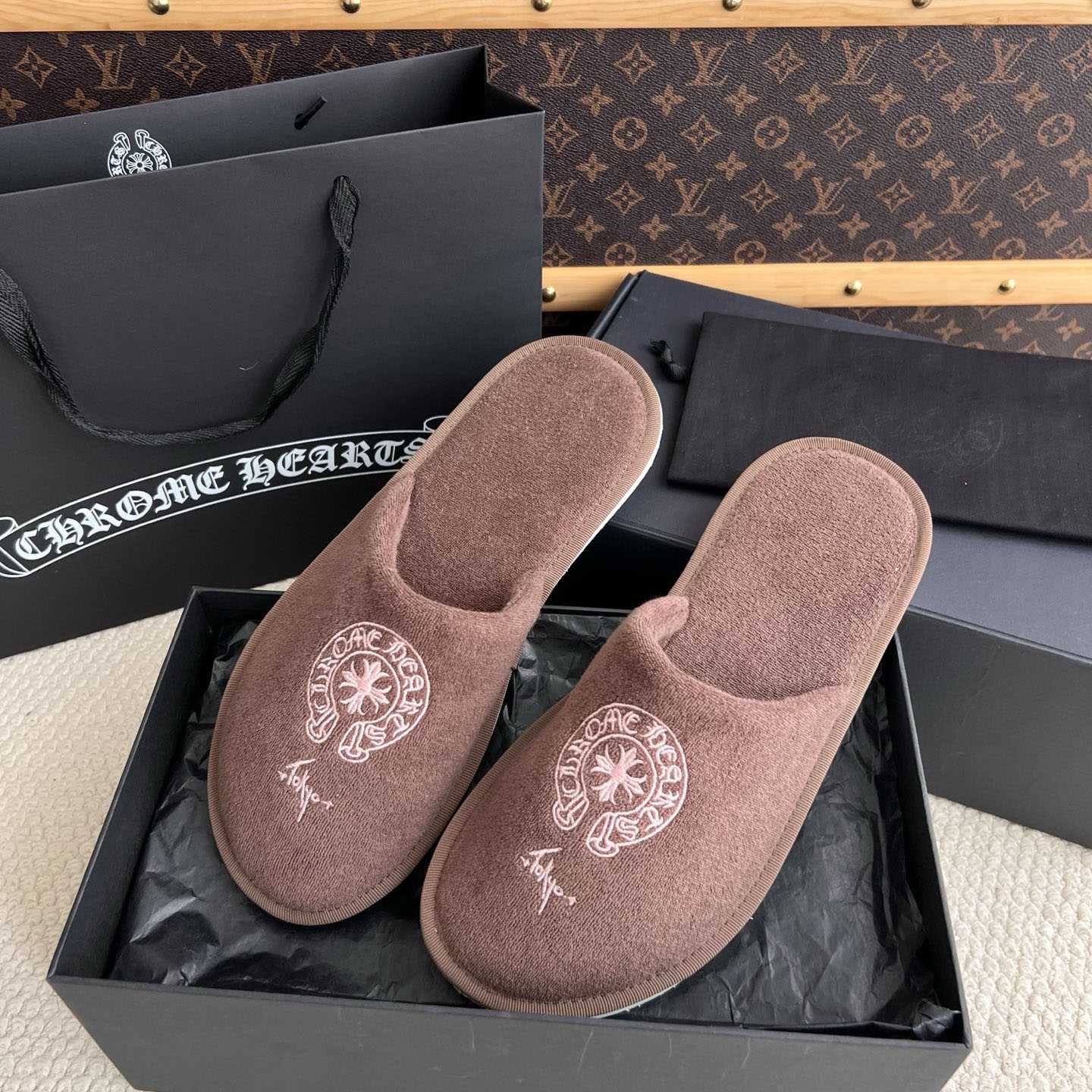 Chrome Hearts Malibu Hotel Slippers  - DesignerGu