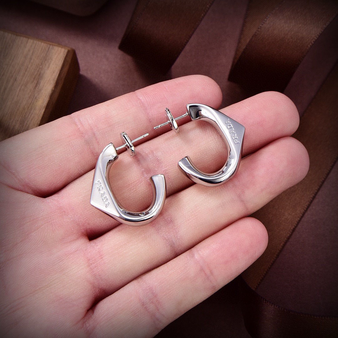 Prada Eternal Earrings - DesignerGu