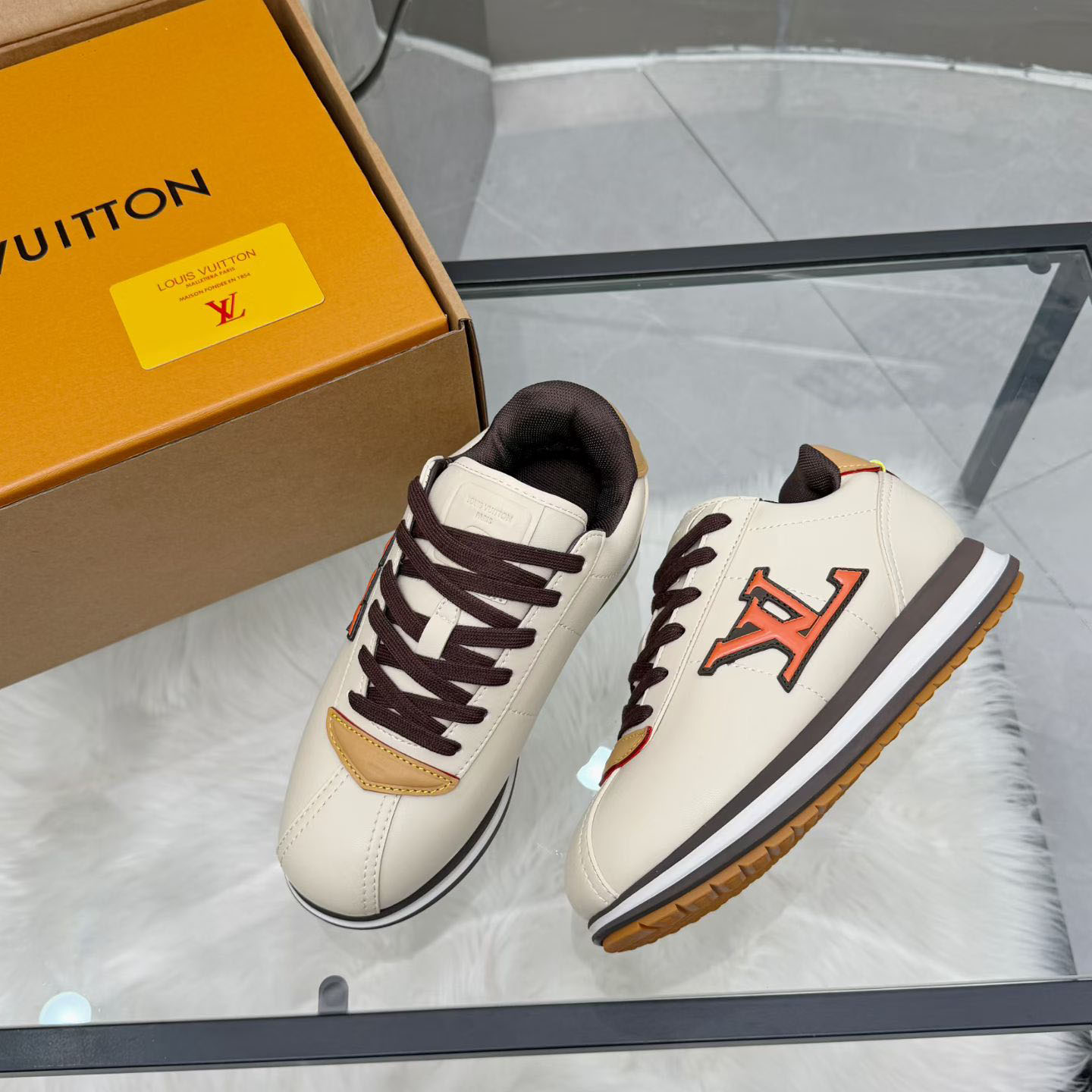 Louis Vuitton LV BUTTERSOFT Sneaker 1AIWWL - DesignerGu