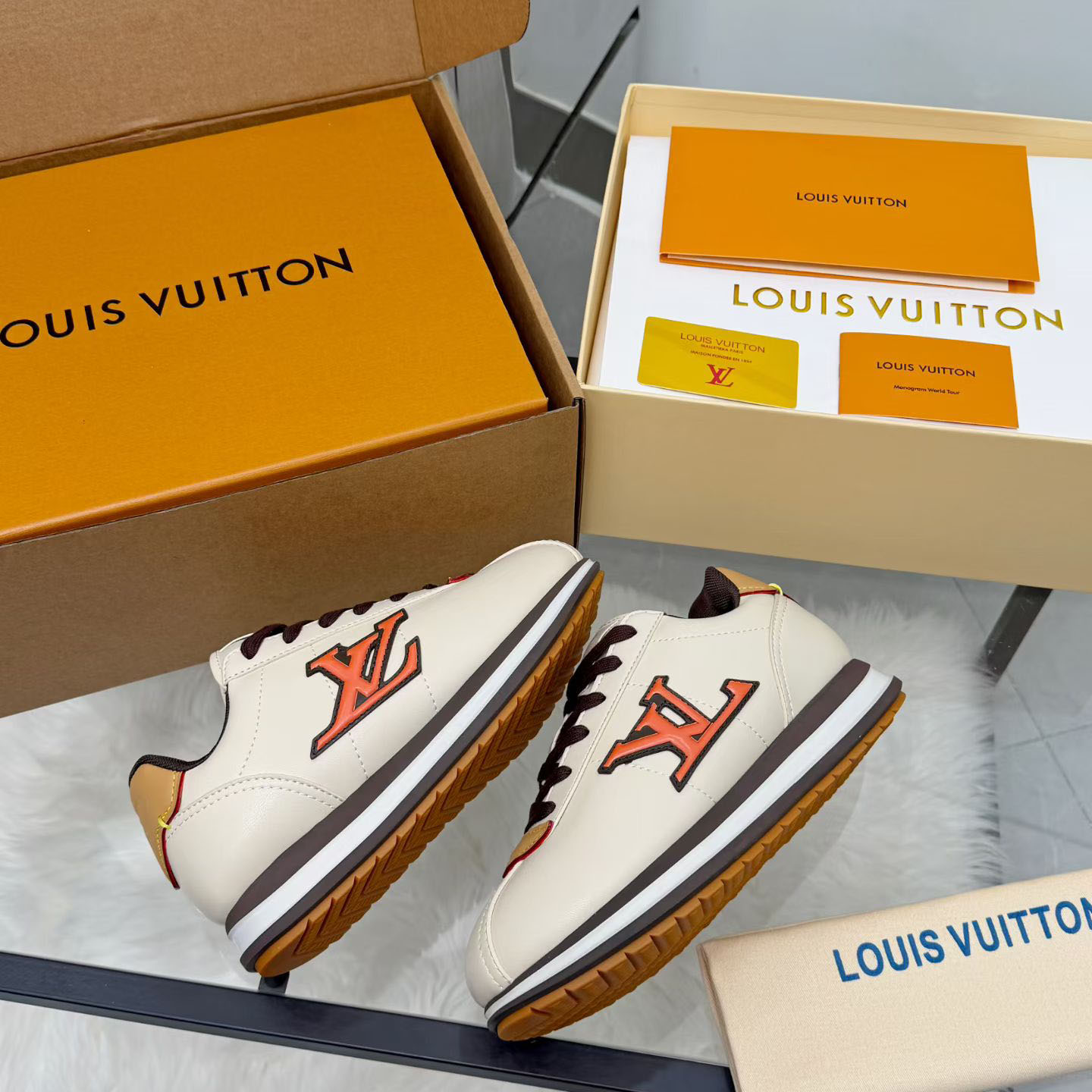Louis Vuitton LV BUTTERSOFT Sneaker 1AIWWL - DesignerGu