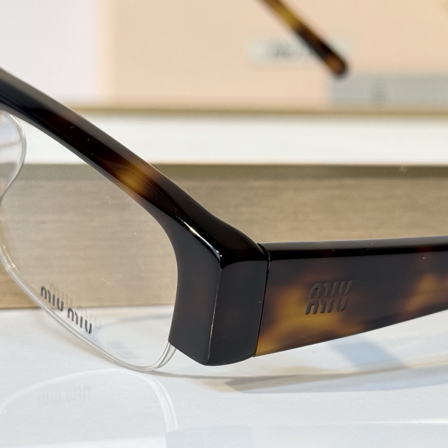 Miu Miu MU SMU B07 Sunglasses - DesignerGu