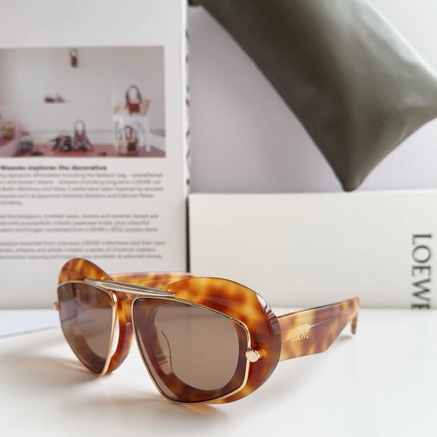 Loewe LW40120I Sunglasses   - DesignerGu