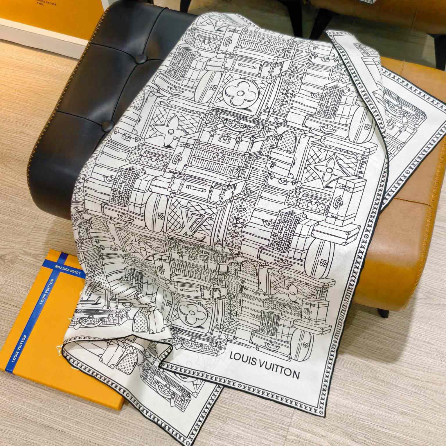 Louis Vuitton My LV Luggage Square 90 M96516 - DesignerGu
