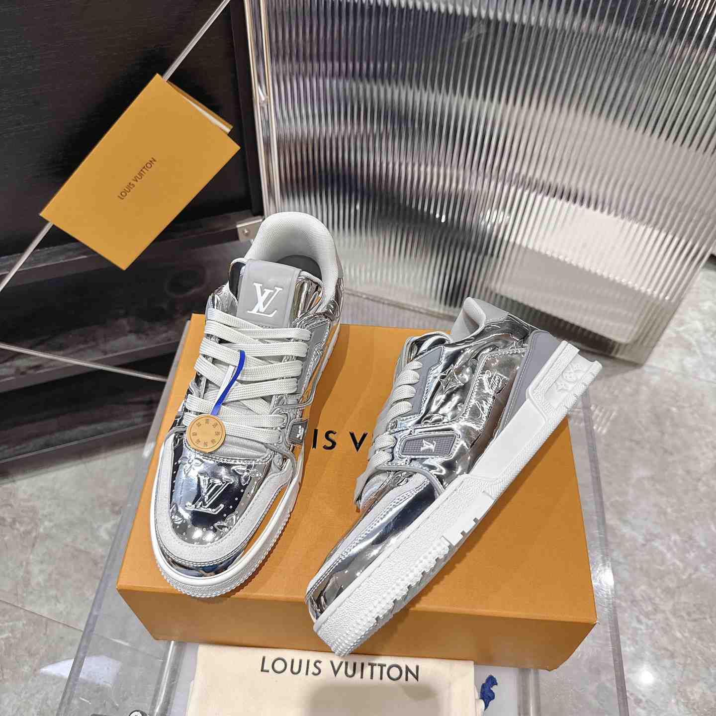 Louis Vuitton LV Trainer Sneaker 1AJCL9 (upon uk size） - DesignerGu