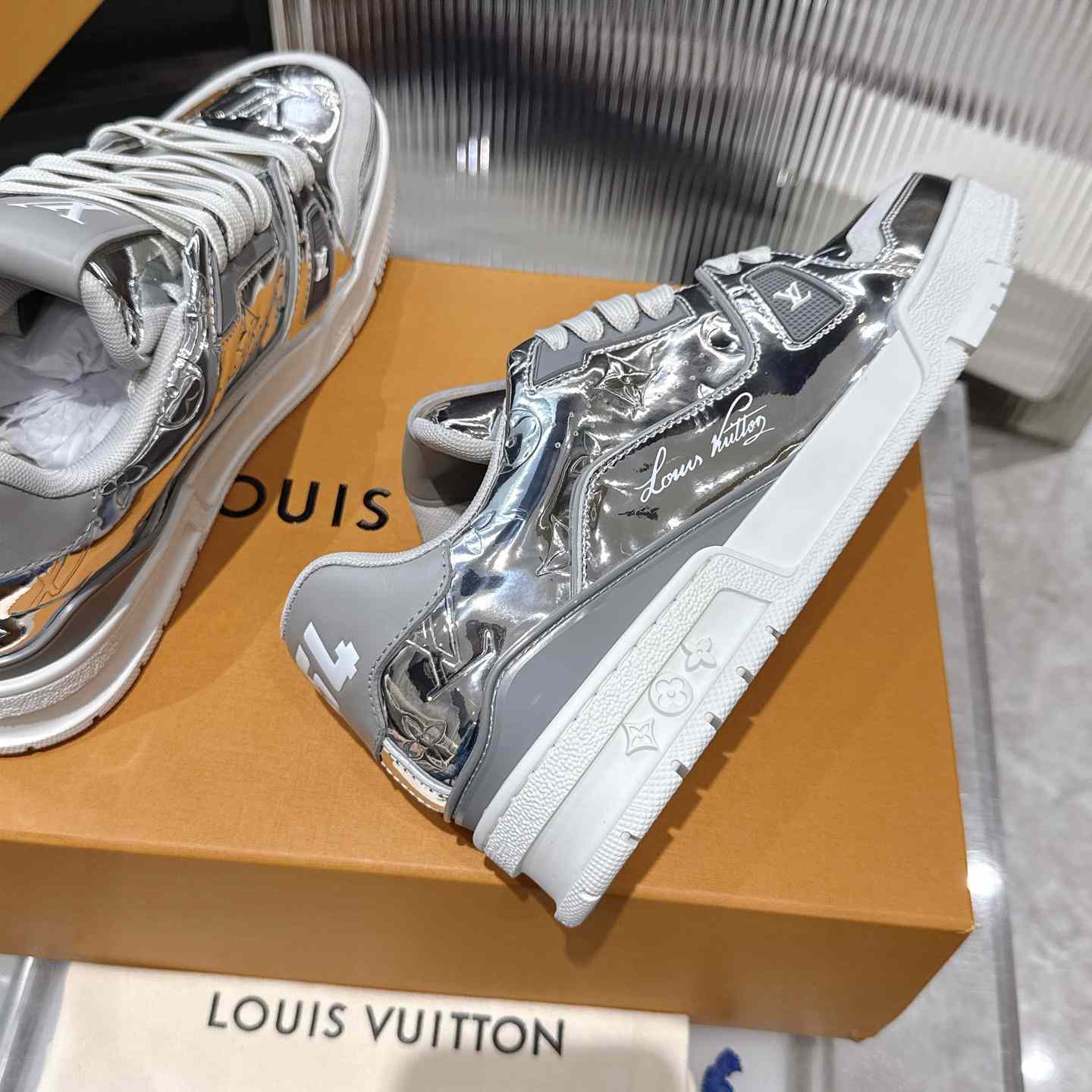 Louis Vuitton LV Trainer Sneaker 1AJCL9 (upon uk size） - DesignerGu