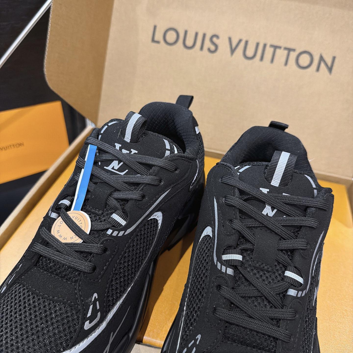 Louis Vuitton LV Tatic Runner Sneaker 1AKC3L（upon uk size） - DesignerGu
