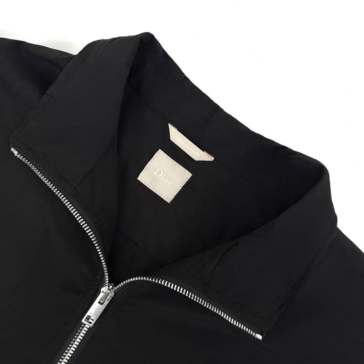 Dior Zipped Shirt With Dior Médaillon Patch - DesignerGu