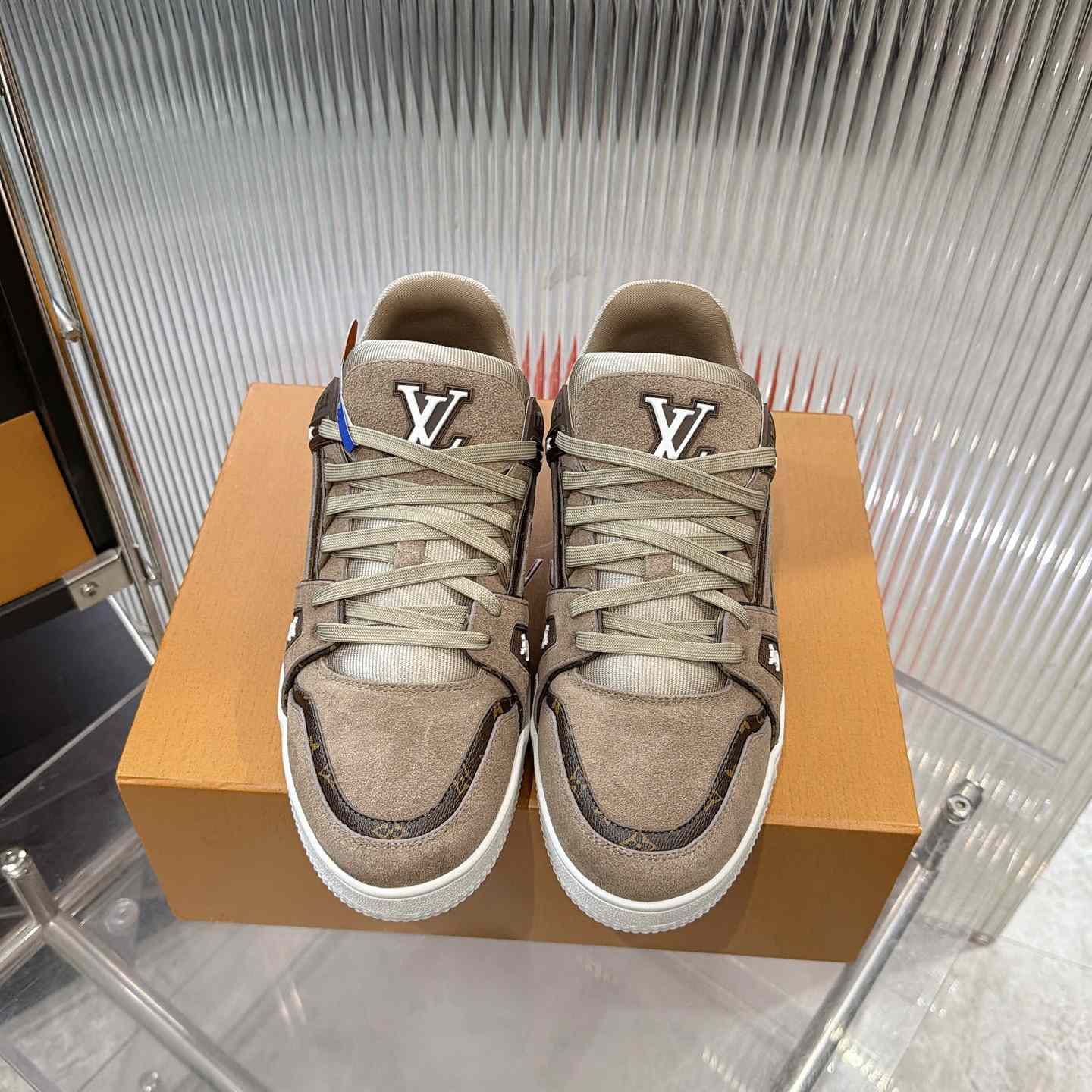 Louis Vuitton LV Trainer Sneaker 1AKB6R（upon uk size） - DesignerGu