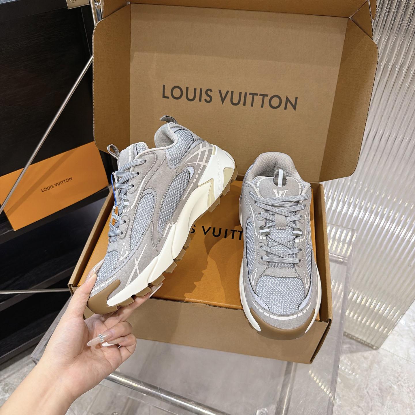 Louis Vuitton LV Tatic Runner Sneaker 1AKC53 （upon uk size） - DesignerGu