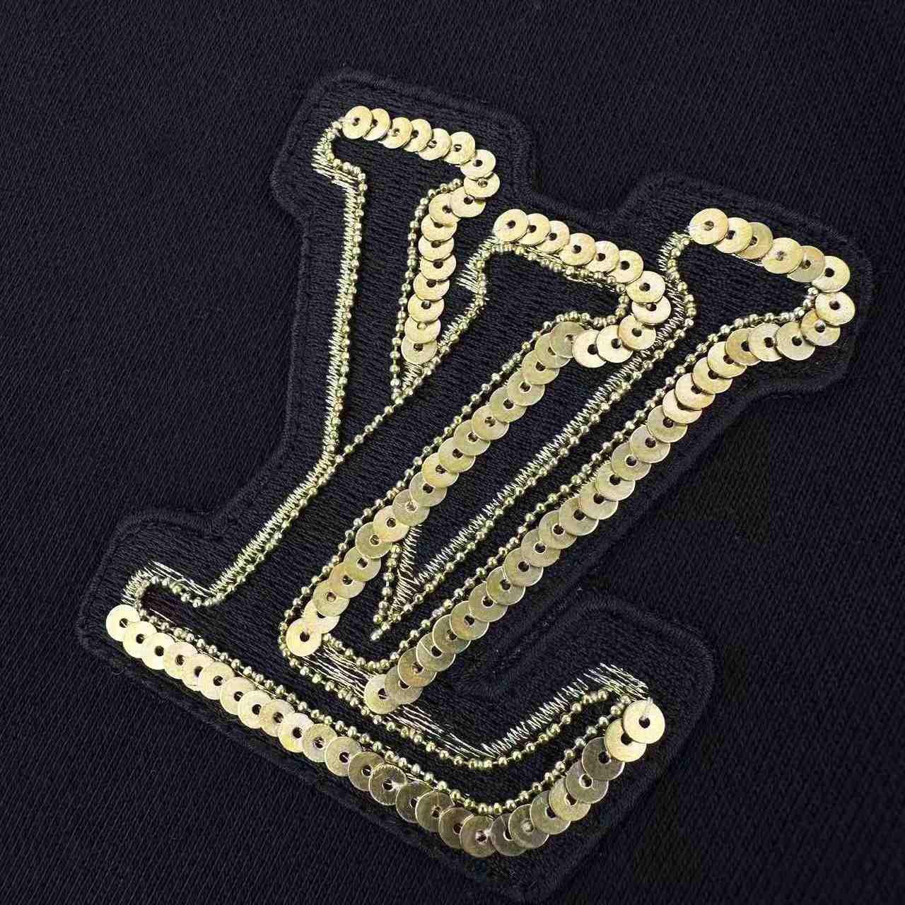 Louis Vuitton Embellished Signature Track Top 1AJUZR - DesignerGu