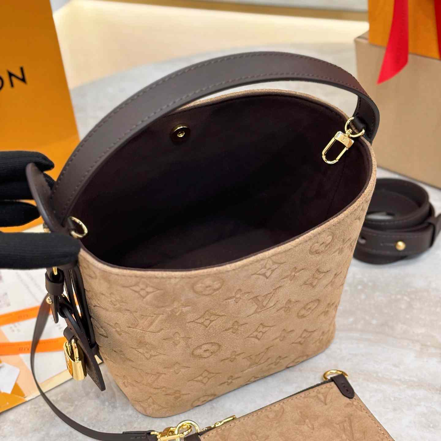 Louis Vuitton All In BB M29834 - DesignerGu