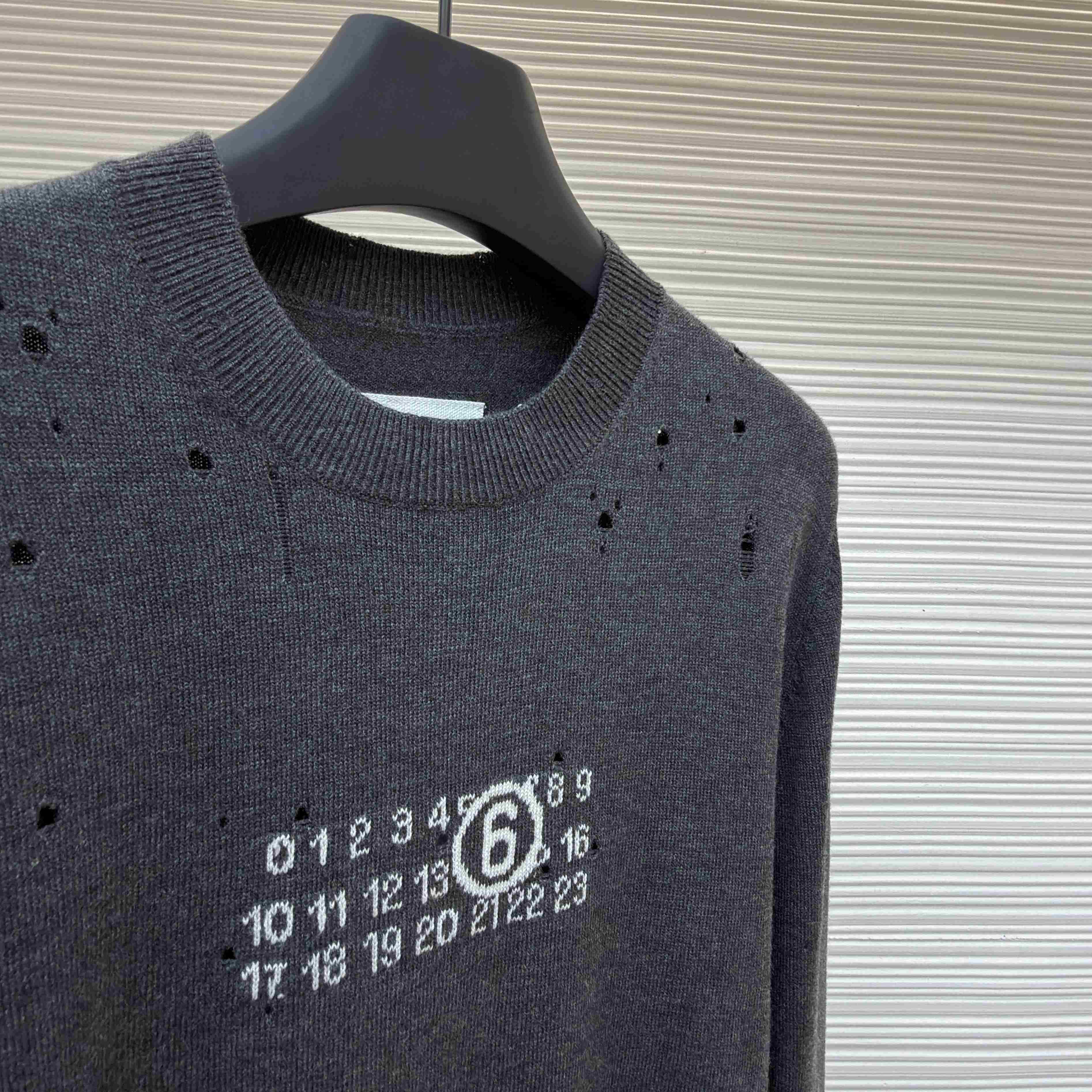 MM6 Maison Margiela Numbers-motif Sweater - DesignerGu