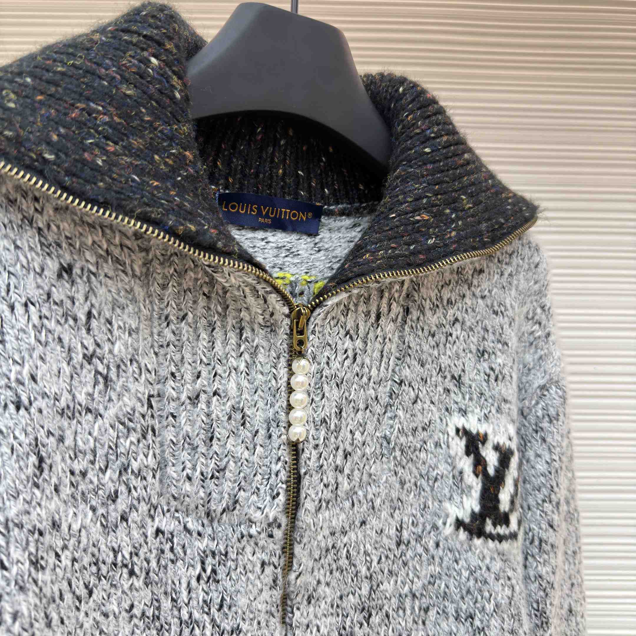 Louis Vuitton Zippered Knitted Blouson 1AIMD3 - DesignerGu
