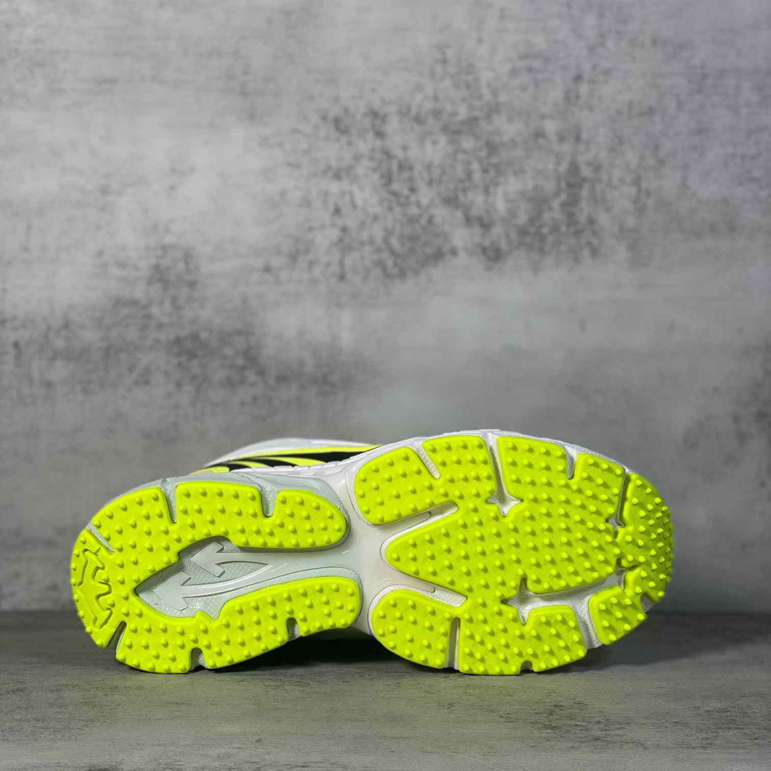 Off-White Be Right Back Sneakers - DesignerGu