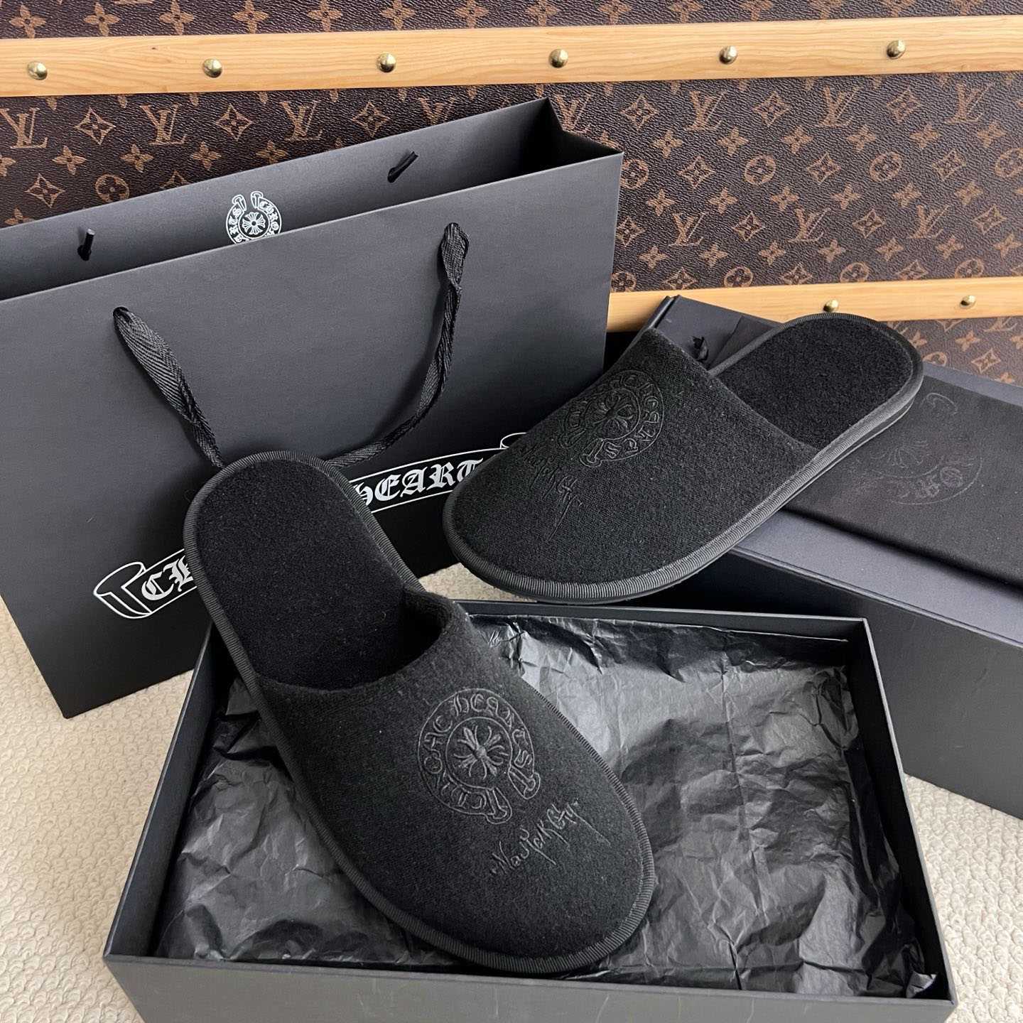 Chrome Hearts Malibu Hotel Slippers  - DesignerGu